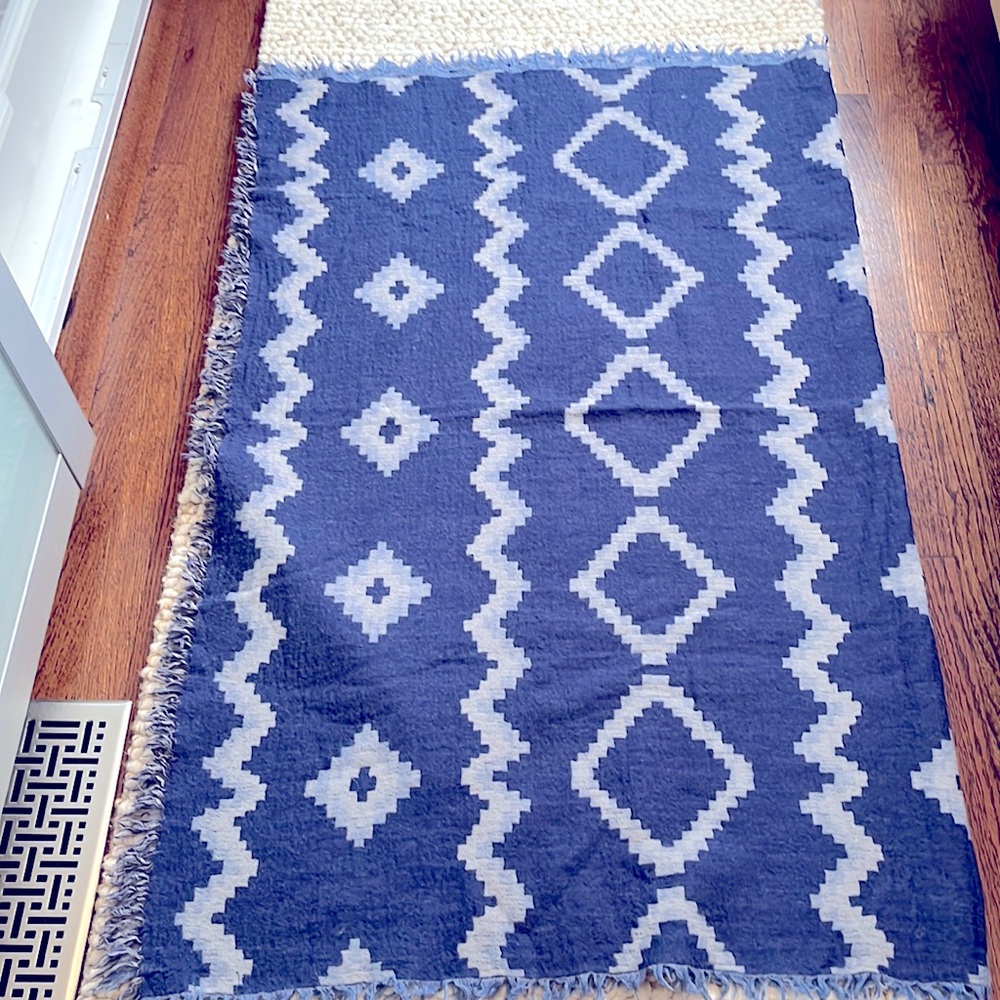 Wilfred | Magenta Chevron Blanket Scarf | O/S